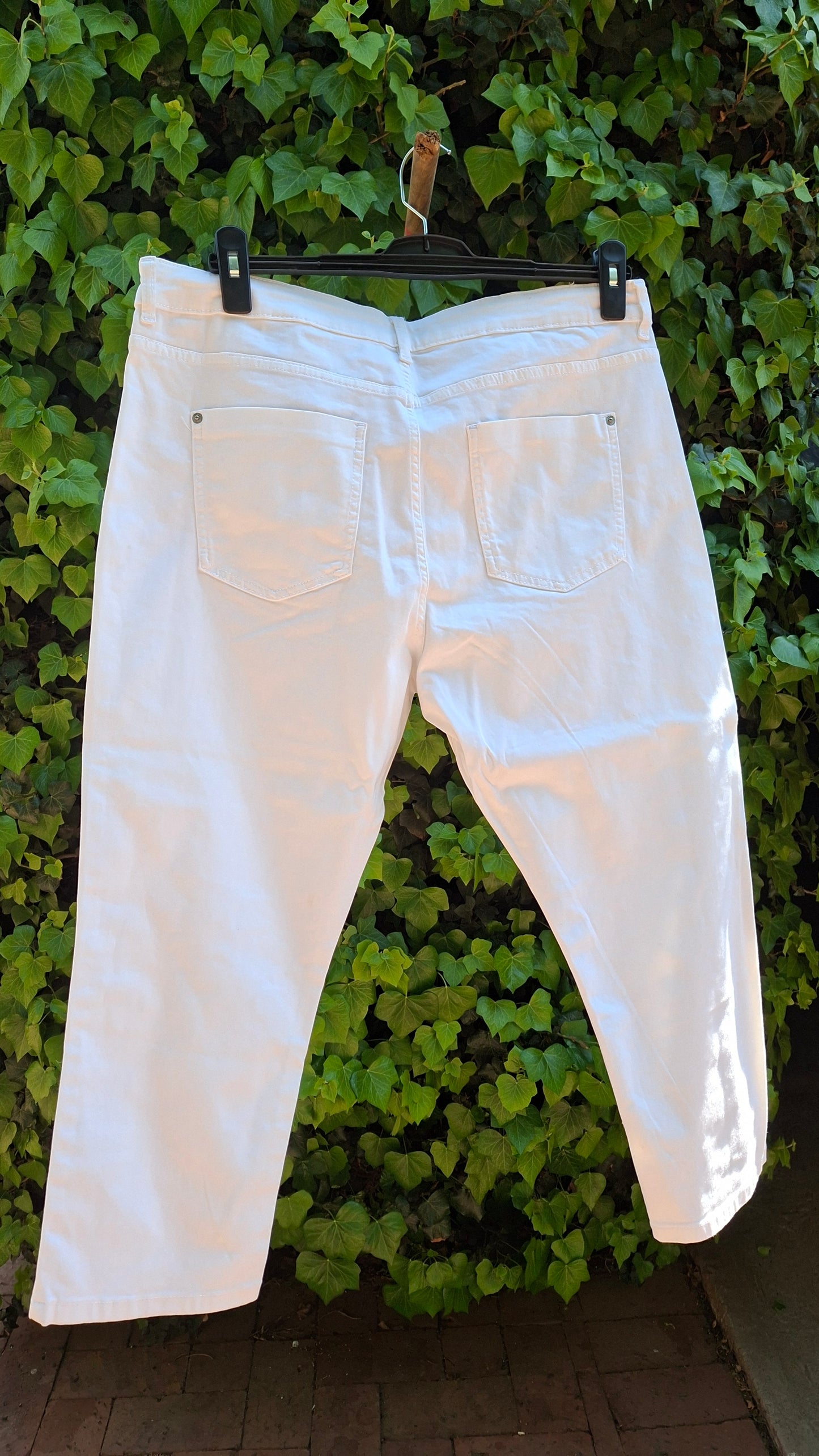 White 3/4 Primark Pants