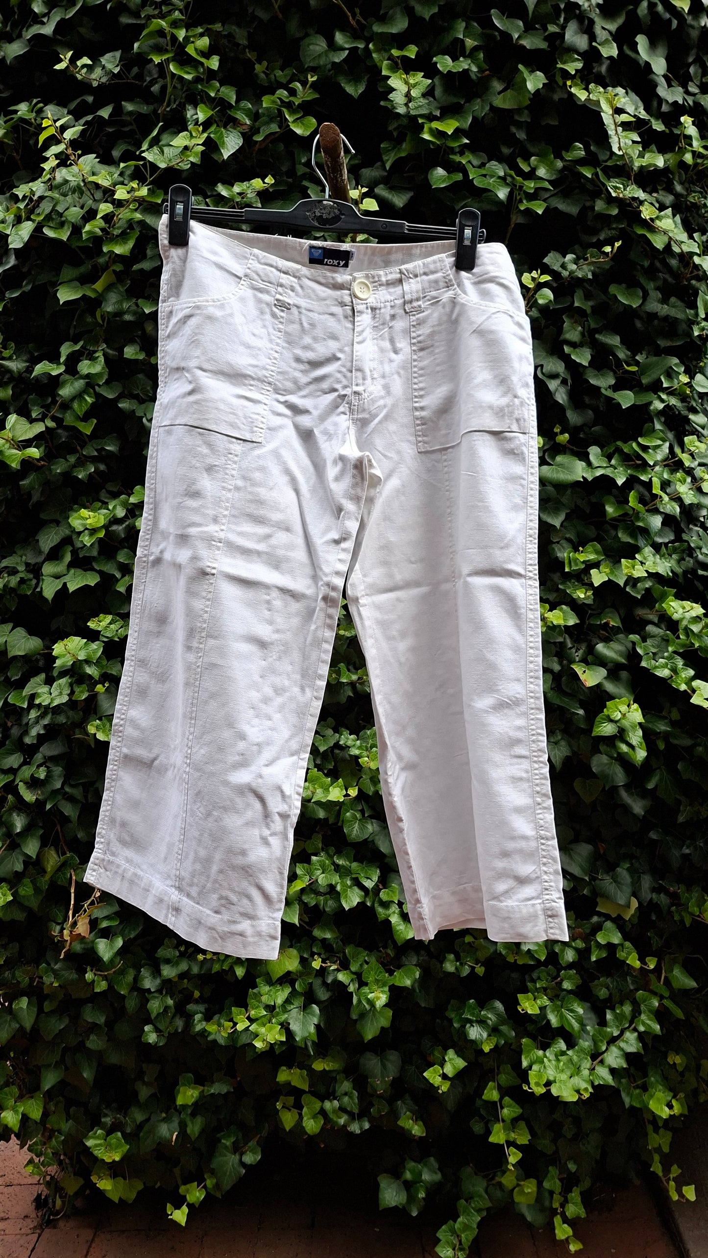 Cream Linen Roxy 3/4 Pants